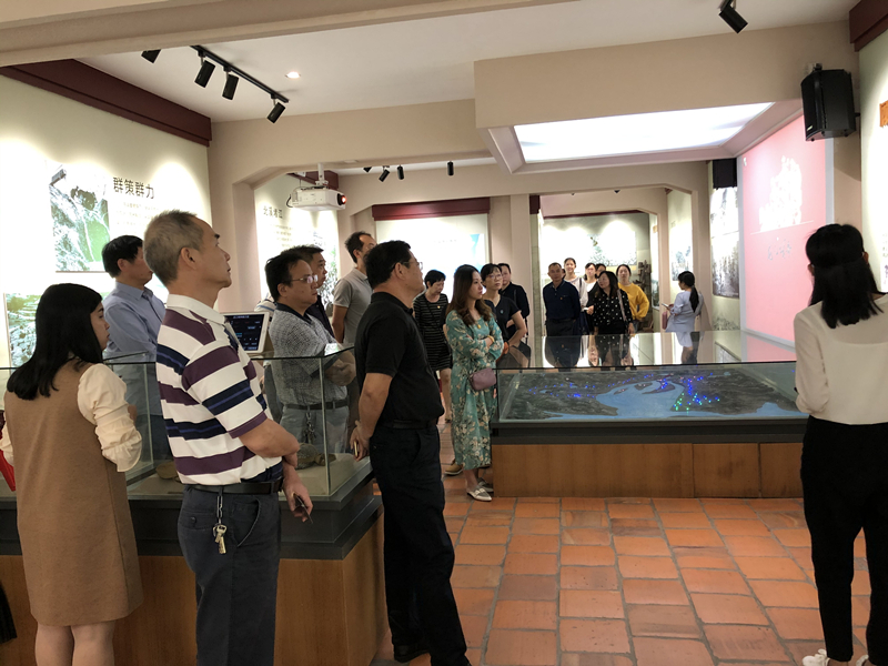 漳州公司開展 “傳承龍江精神、汲取初心力量”主題黨日活動(dòng)