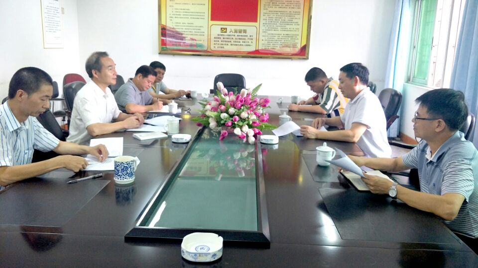省供銷社黨組成員、紀(jì)檢組長(zhǎng)鄭恢先 蒞臨省農(nóng)資集團(tuán)漳州公司調(diào)研