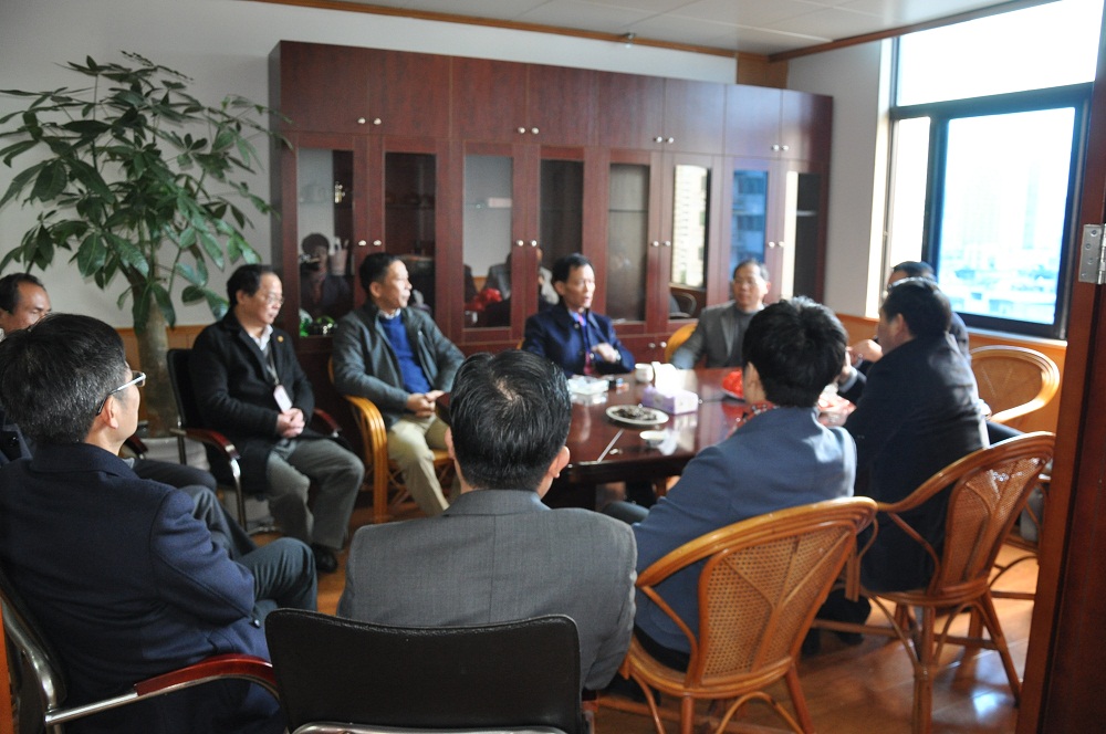 省社領(lǐng)導新春到省農(nóng)資集團公司、省福農(nóng)農(nóng)資集團公司看望干部職工