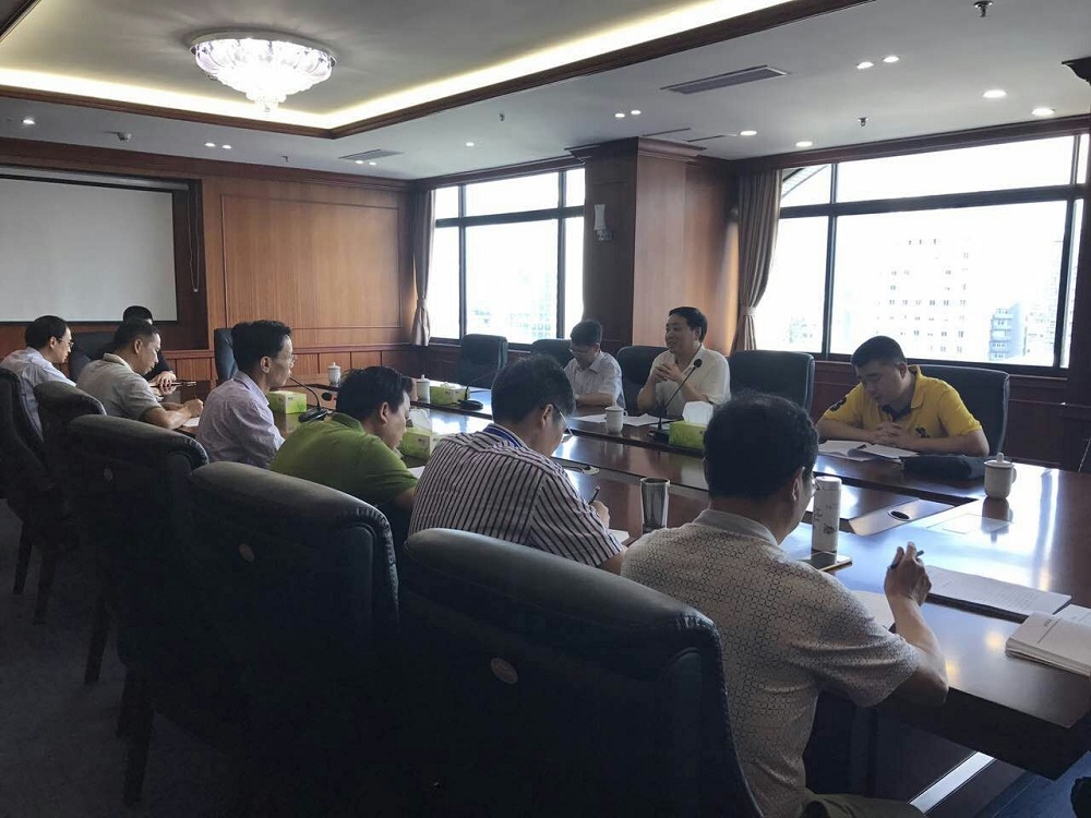 省社紀(jì)檢組鄭恢先組長(zhǎng)到集團(tuán)公司檢查調(diào)研 上半年黨風(fēng)廉政建設(shè)責(zé)任制落實(shí)情況