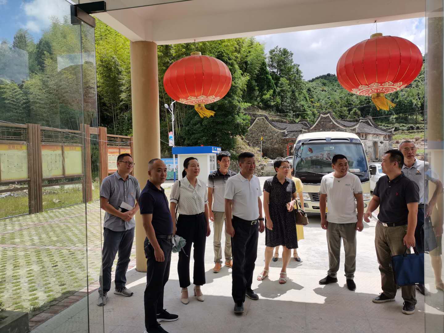 閩東公司參加寧德市人大“四下基層”調(diào)研幫扶