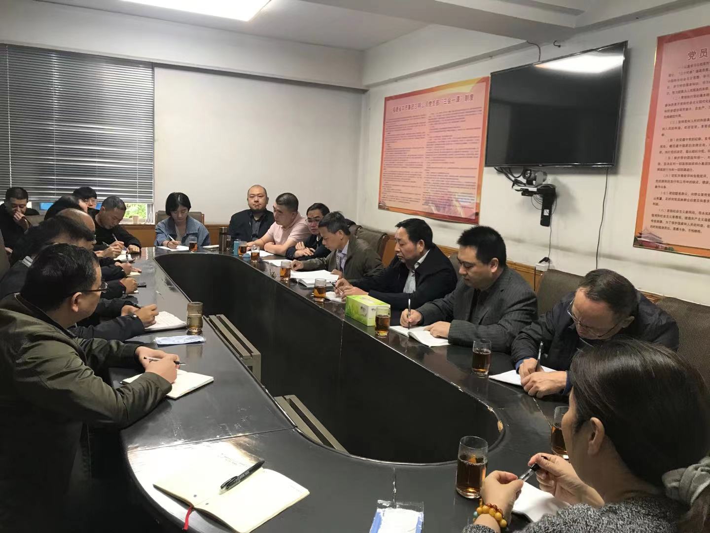 省社紀(jì)檢組長(zhǎng)鄭恢先到三明公司調(diào)研