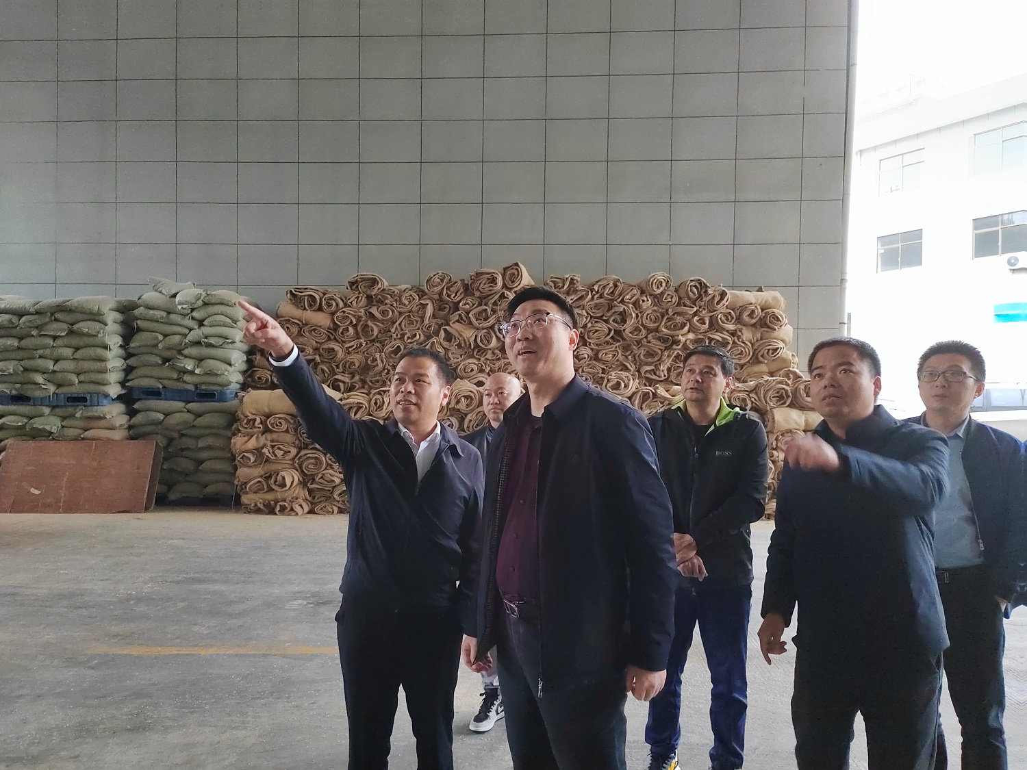 集團(tuán)公司黨委書記、董事長(zhǎng)吳基好赴武夷新區(qū)永富農(nóng)業(yè)考察調(diào)研