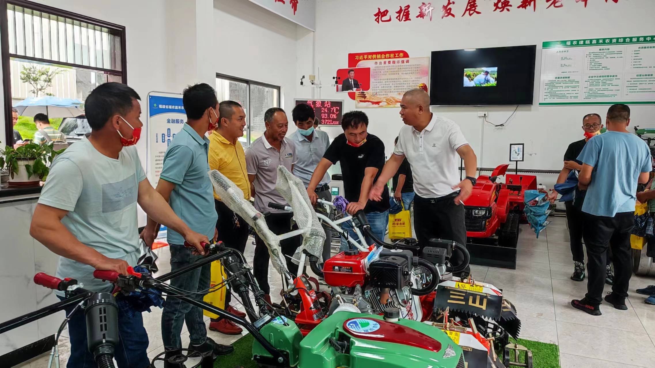 福農(nóng)嘉禾公司舉辦2022年現(xiàn)代農(nóng)業(yè)機械產(chǎn)品推介會