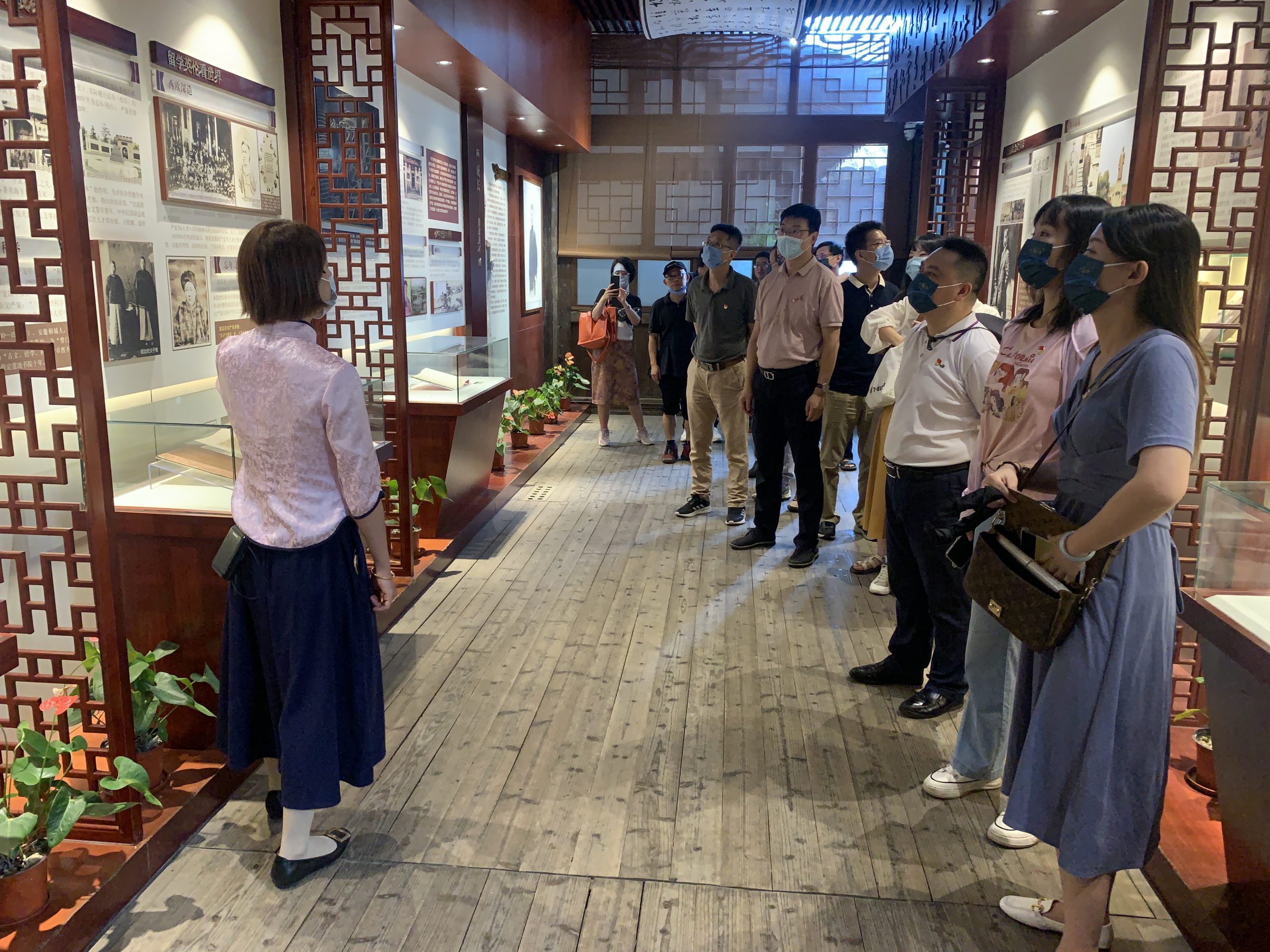 集團(tuán)公司黨委開展8月份主題黨日活動