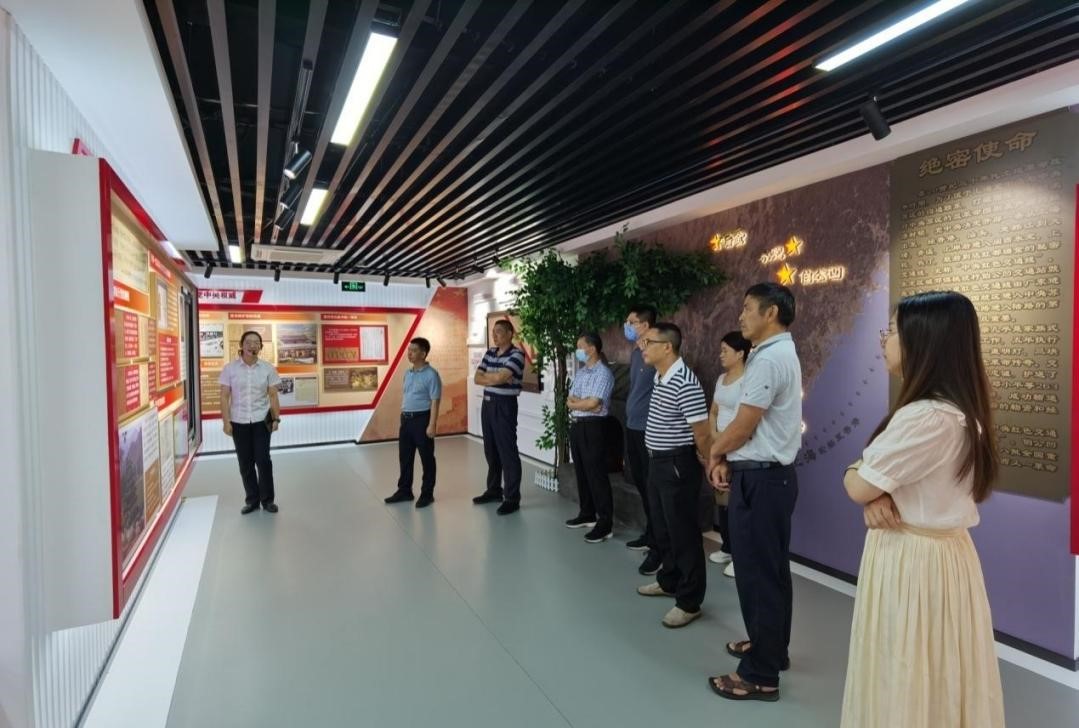 閩西公司黨支部開展“永遠跟黨走 忠誠為三農(nóng)”主題黨日活動